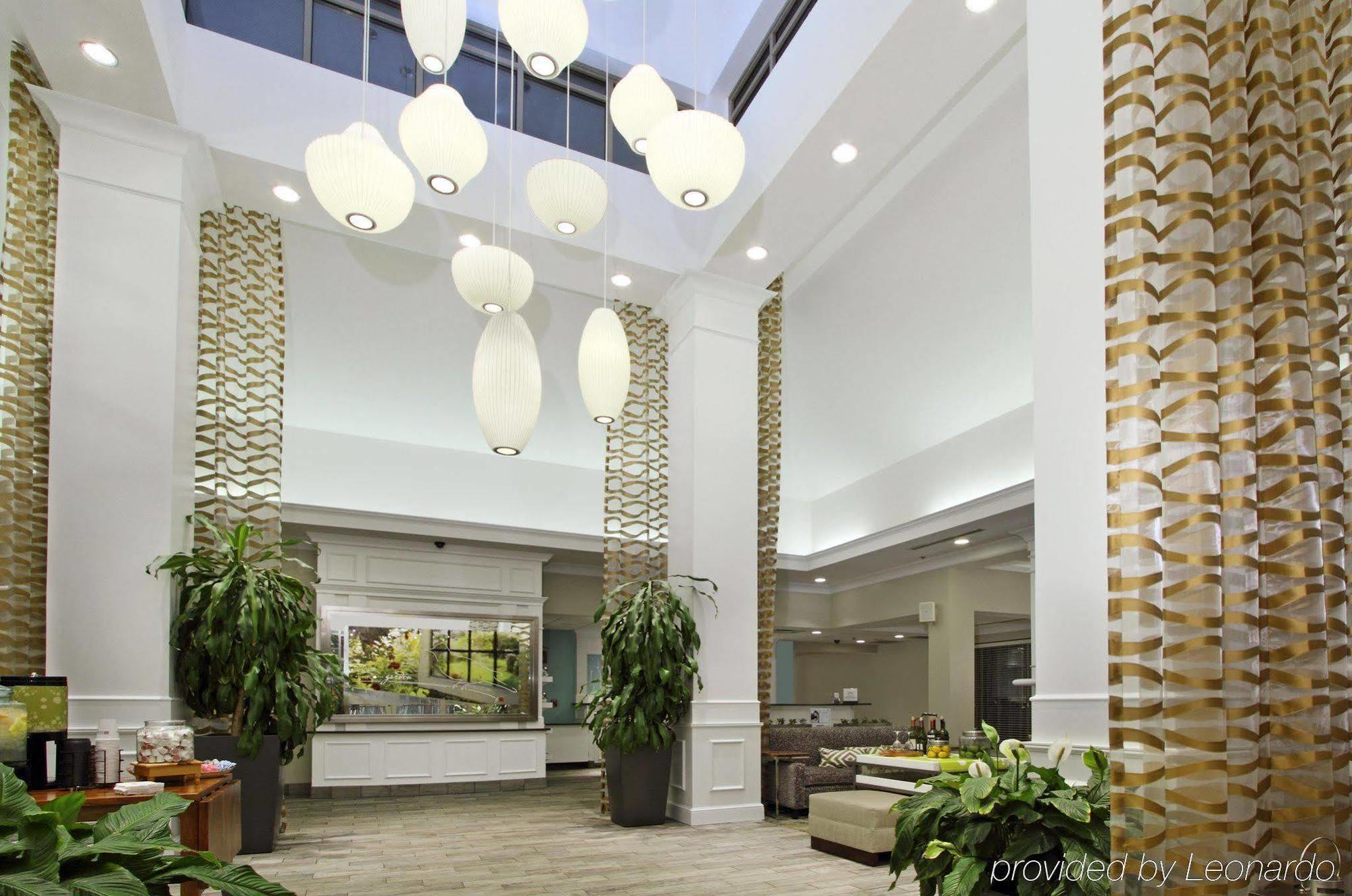 Hilton Garden Inn Columbus-University Area Ngoại thất bức ảnh